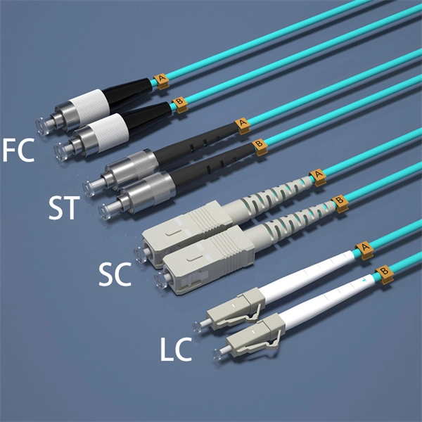Grounding of optical cables for power transmission lines